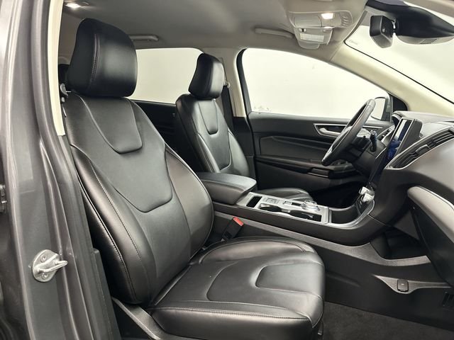 Used 2021 Gray Metallic Ford Titanium image 27