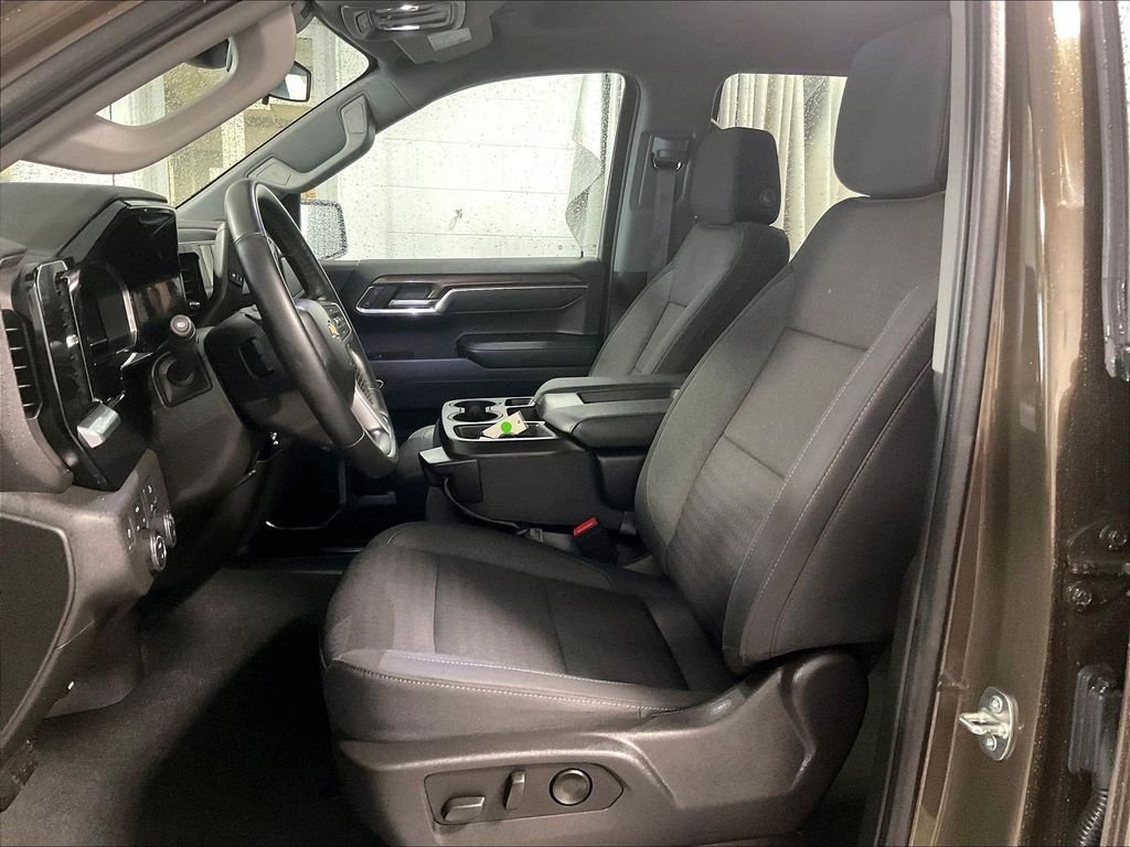 Used 2023 Brown Chevrolet LT image 10
