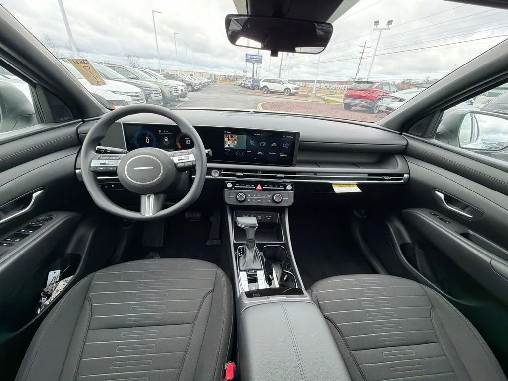 New 2026 White Hyundai SE image 10