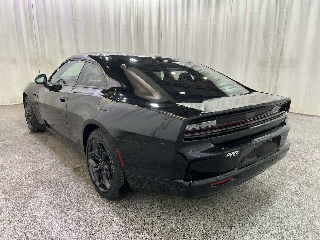 2025 Dodge Charger Daytona R/T - Photo 9