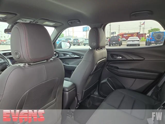 Used 2022 Red Chevrolet RS image 23