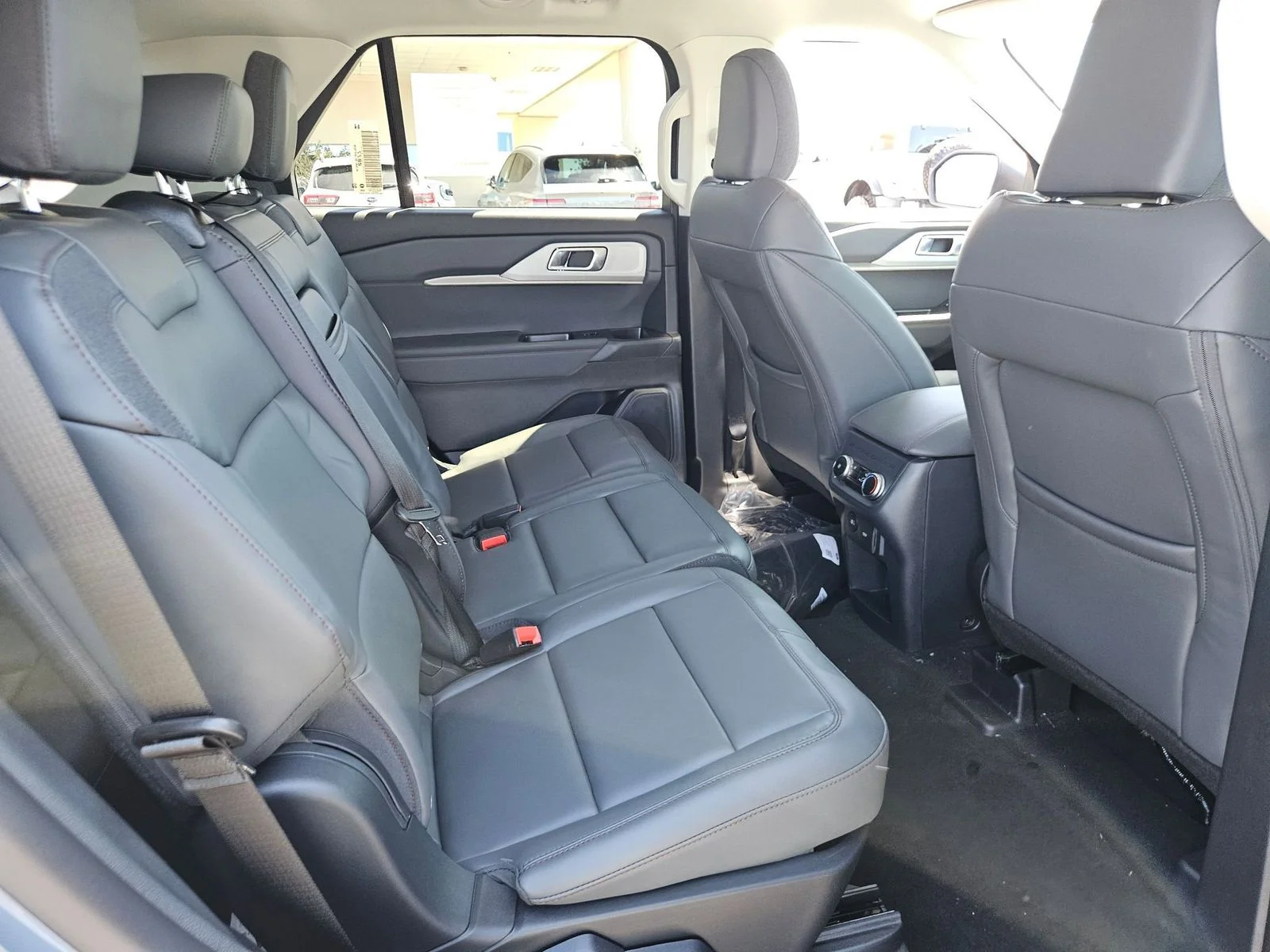 New 2026 Vapor Blue Metallic Ford Active image 25
