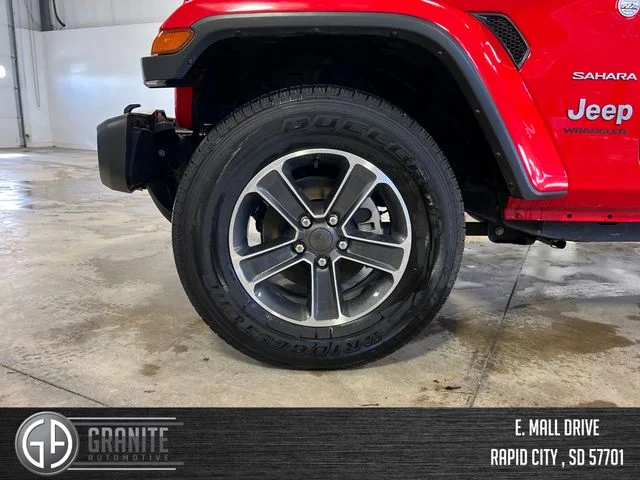 Used 2023 Red Jeep Sahara image 27