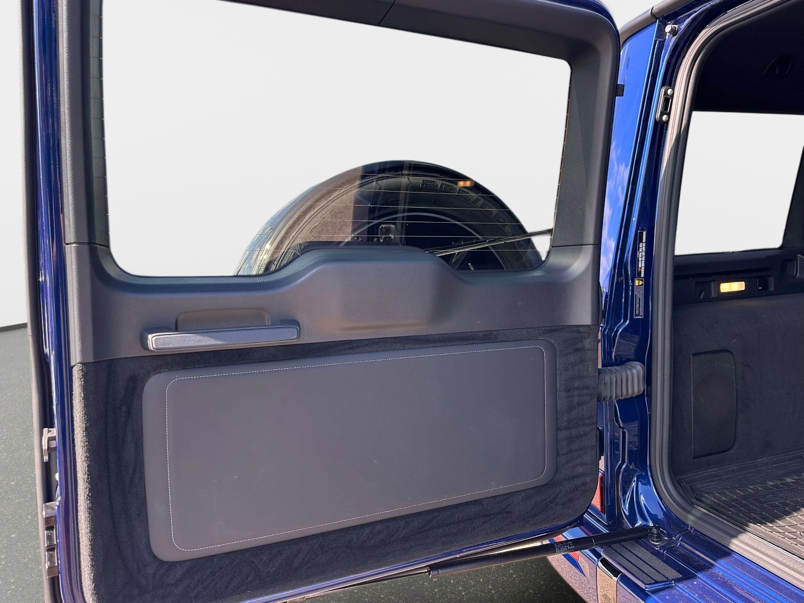 Certified Used 2025 Blue Mercedes-Benz G 63 AMG® image 9