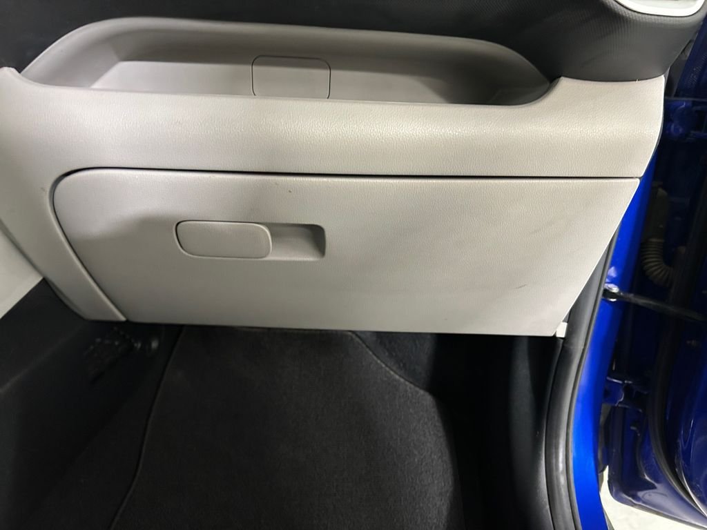 Used 2024 Blue Hyundai SEL image 24