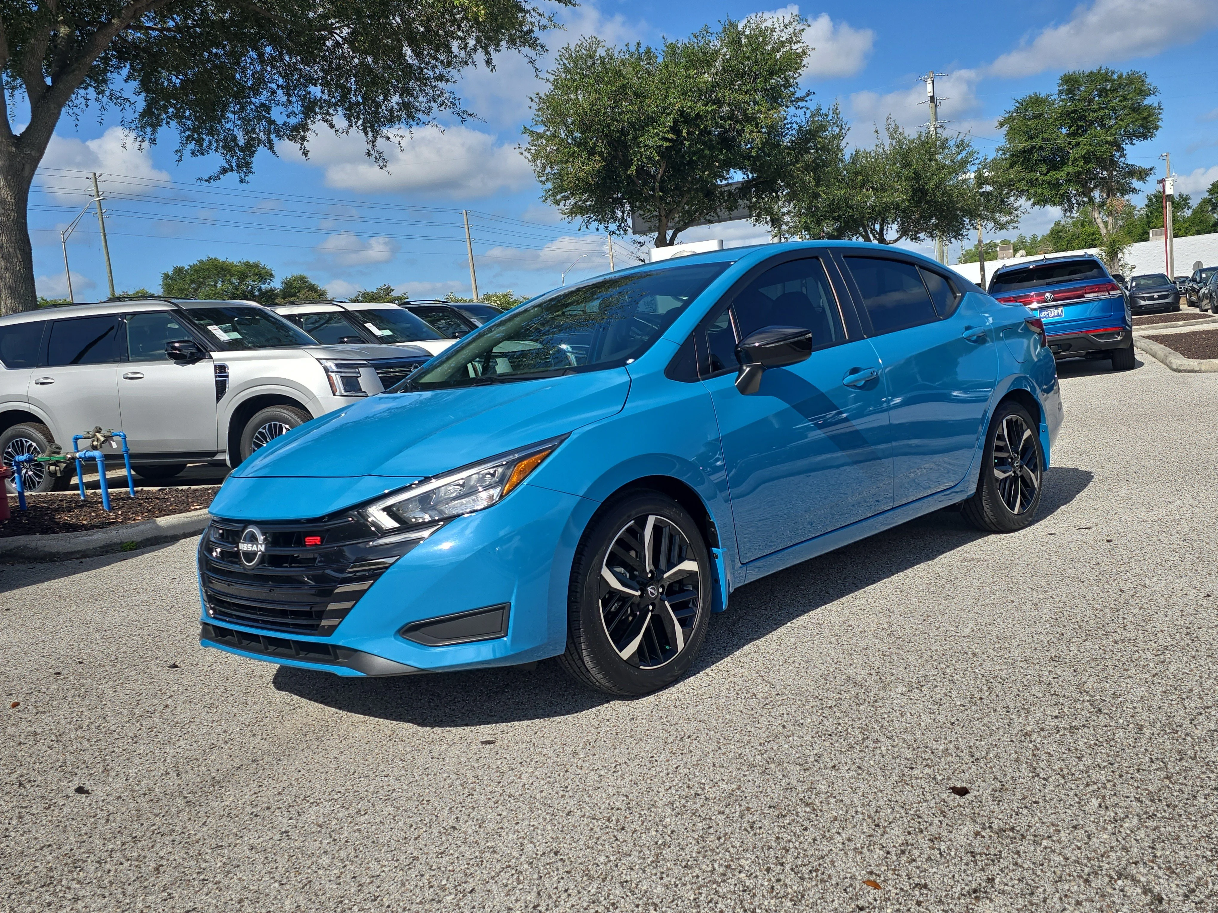 Certified Used 2025 Arctic Ice Blue Metallic Nissan SR image 4