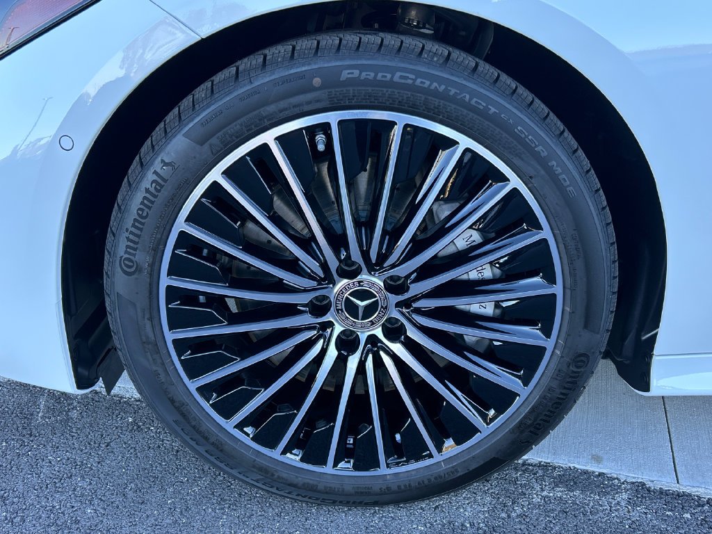 New 2027 Polar White Mercedes-Benz CLE 450 image 31