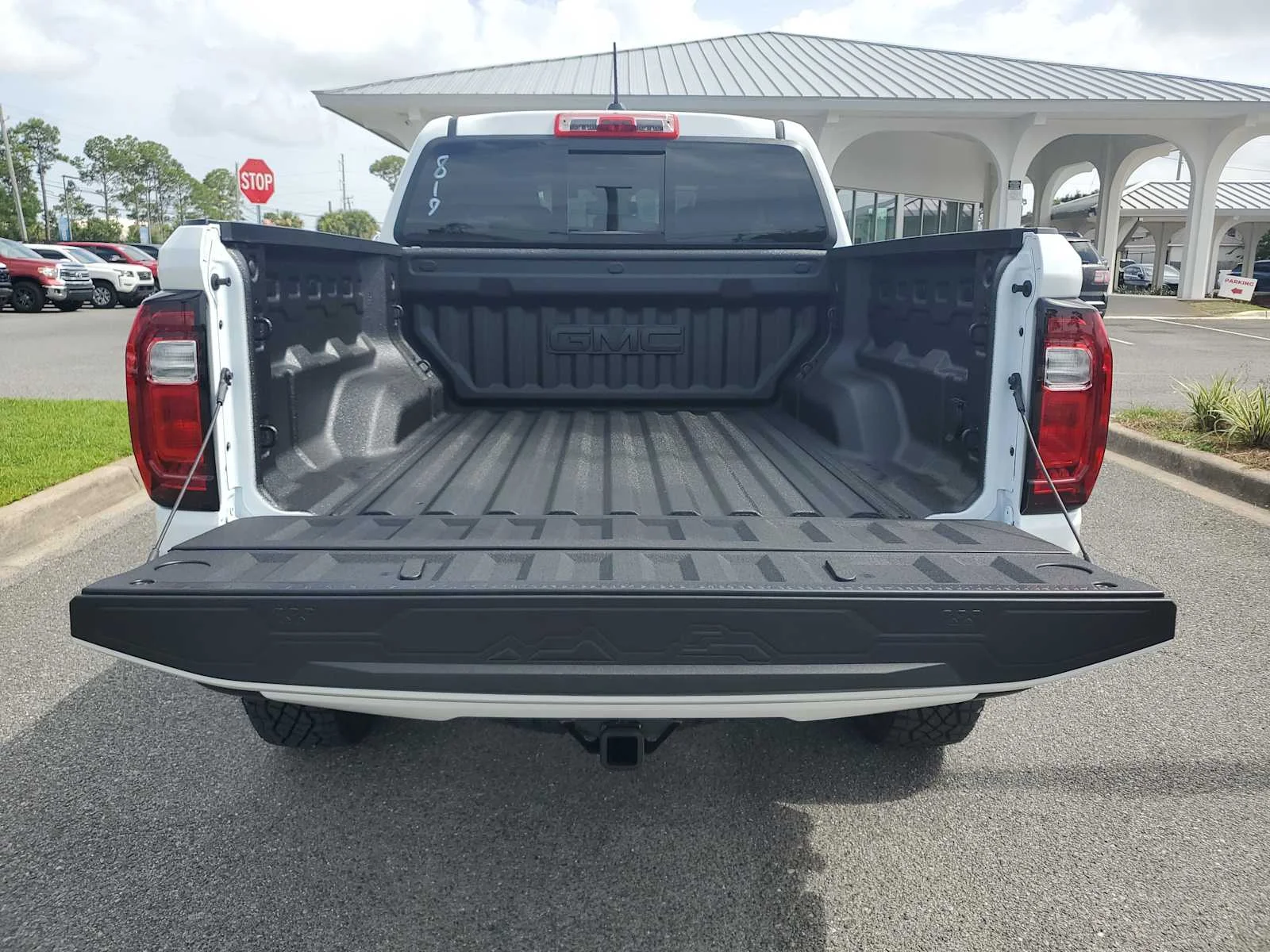 New 2026 Summit White GMC AT4X image 8