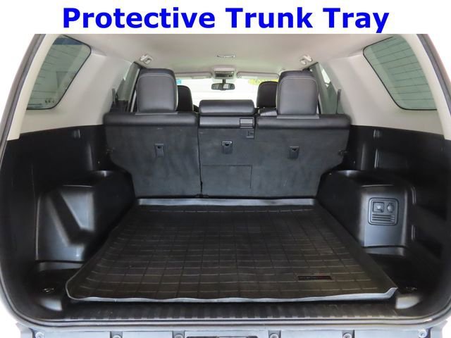 Used 2018 White Toyota SR5 Premium image 32