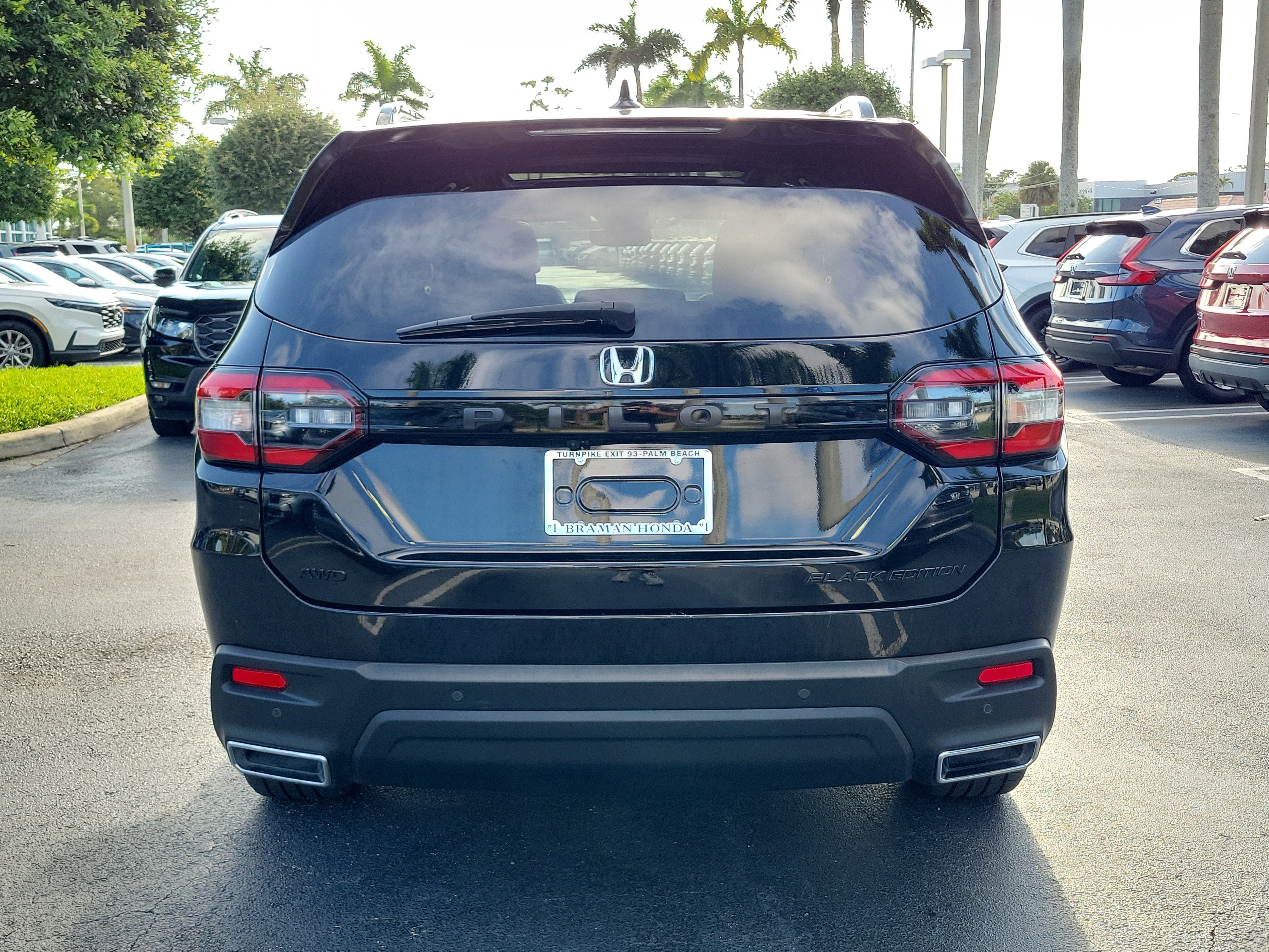 2025 Honda Pilot Black Edition - Photo 37