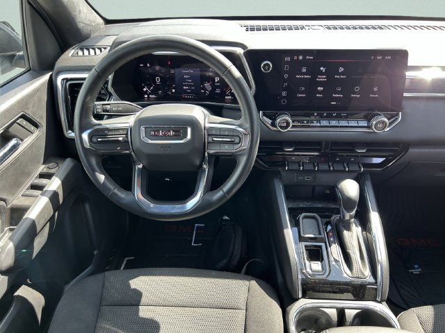 Used 2024 Summit White GMC Elevation image 18