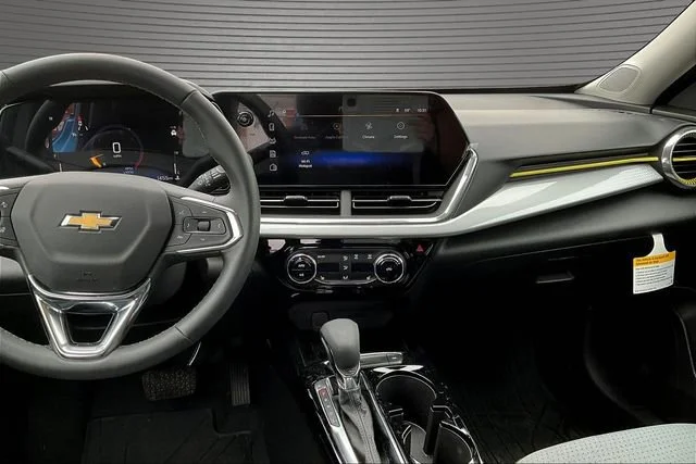 2026 Chevrolet Trax LT - Photo 6