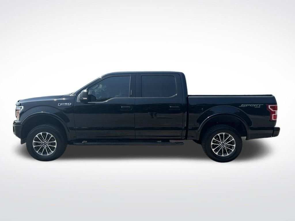 Used 2020 Black Ford XLT image 3