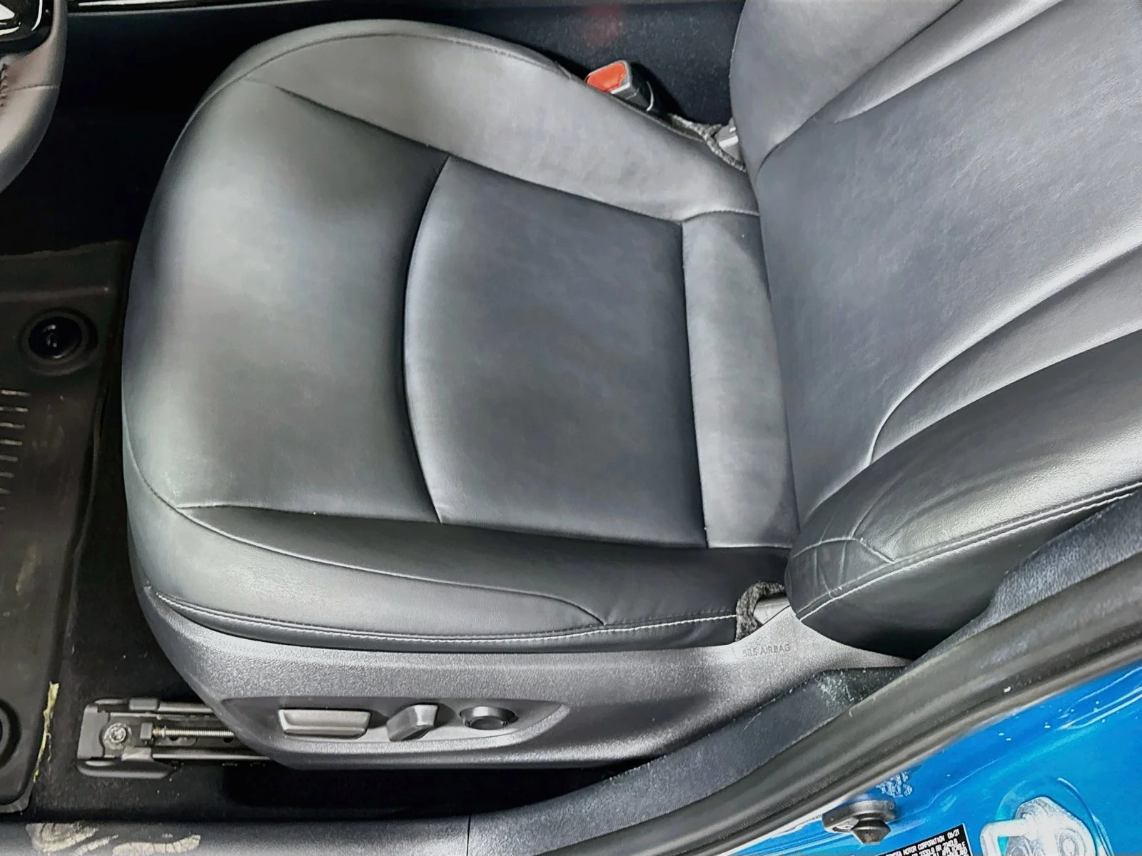 Certified Used 2022 Blue Toyota XLE image 17