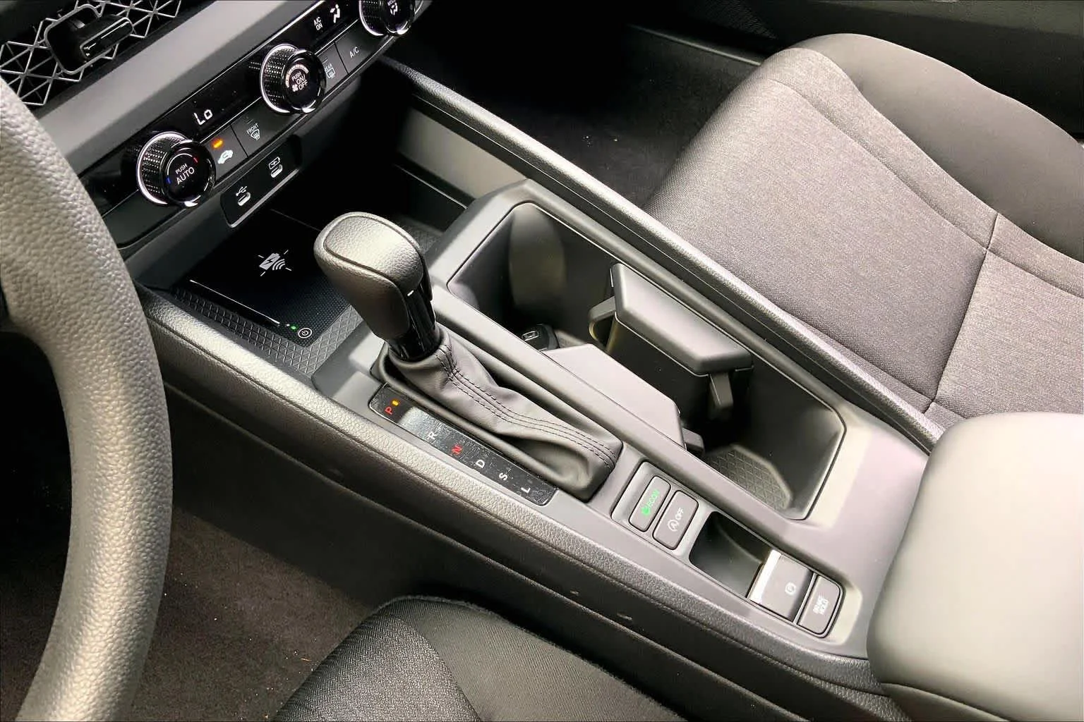 New 2026 Platinum White Pearl Honda LX image 10