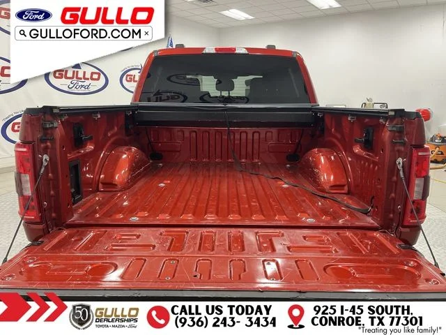 Certified Used 2023 Hot Pepper Red Metallic Tinted Clearcoat Ford XLT image 11