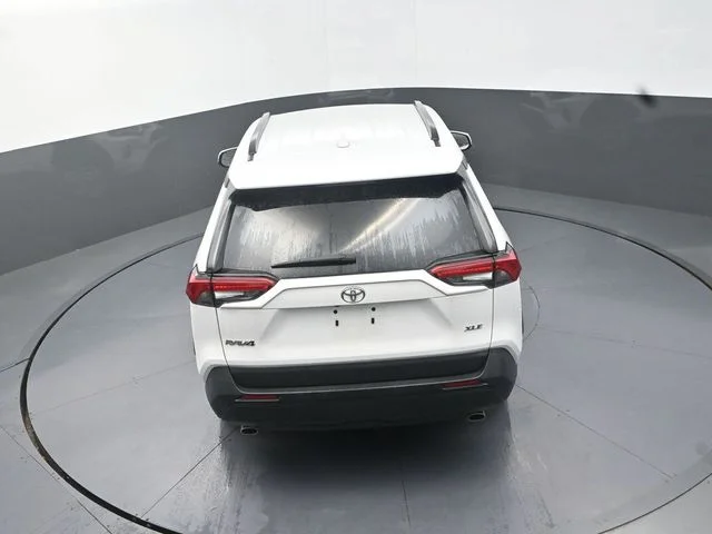 Used 2024 White Toyota XLE image 28