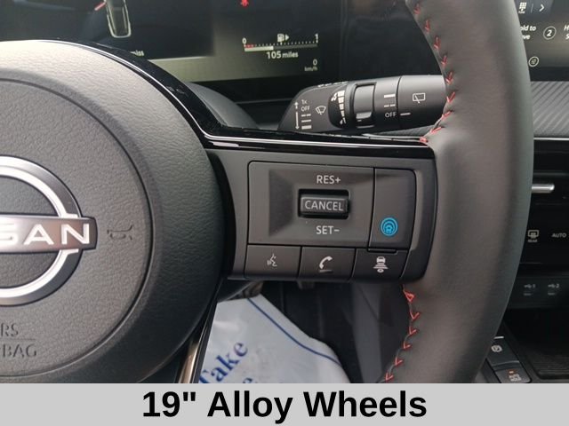 New 2026 Aspen White TriCoat / Super Black Two-tone Nissan SR image 12