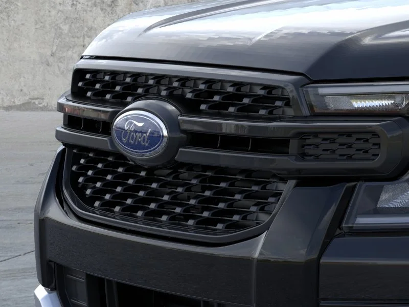 New 2026 Shadow Black Ford XLT image 32