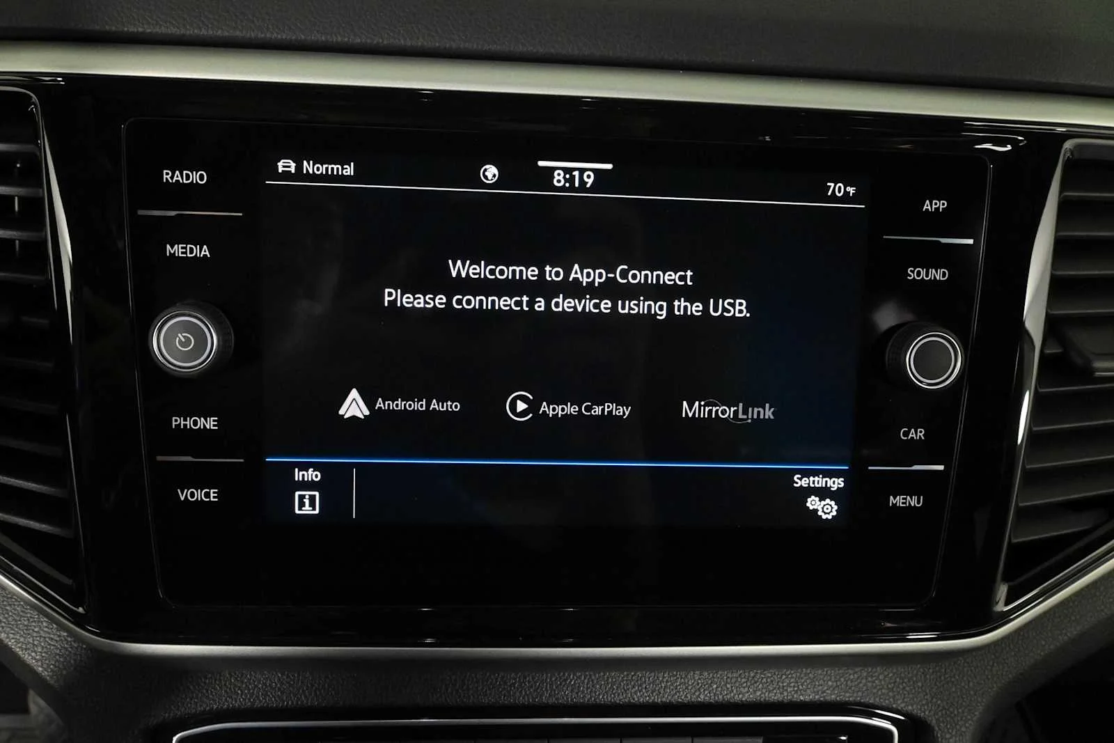 Certified Used 2023 Platinum Gray Metallic Volkswagen 3.6L V6 SE w/Technology image 26