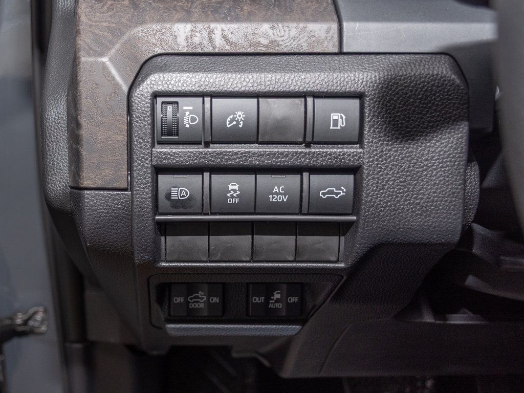 2025 Toyota Tacoma Limited - Photo 10