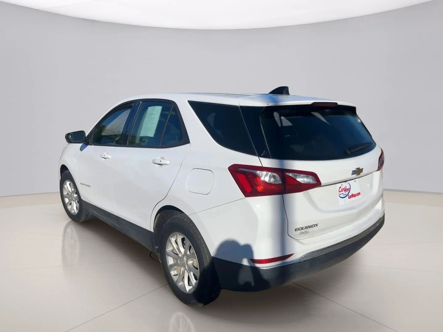 Used 2018 White Chevrolet LS image 3