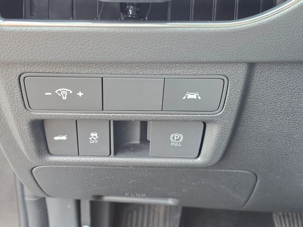 Used 2023 Blue Hyundai SEL image 23