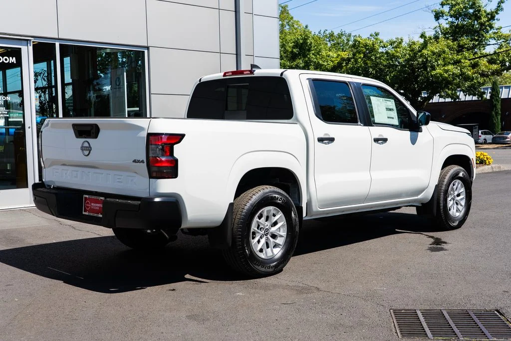 New 2026 Glacier White Nissan Crew Cab S image 6
