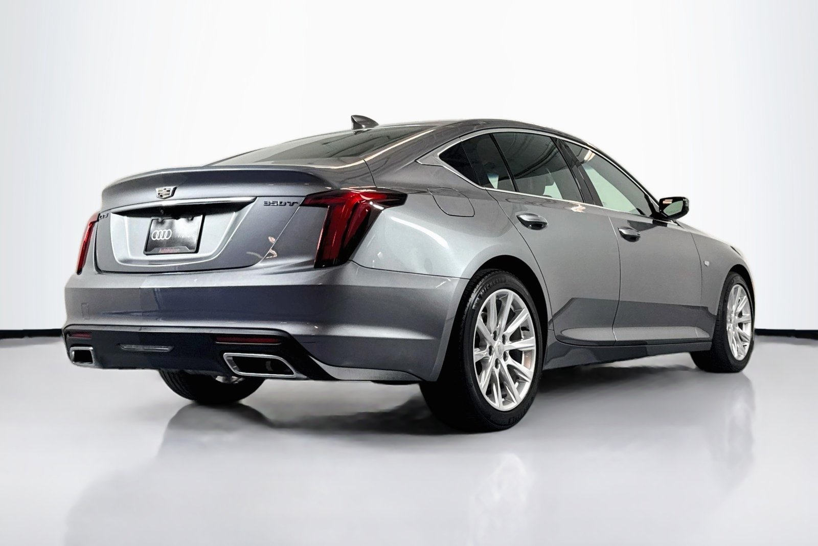 Used 2020 Satin Steel Metallic Cadillac Luxury image 5