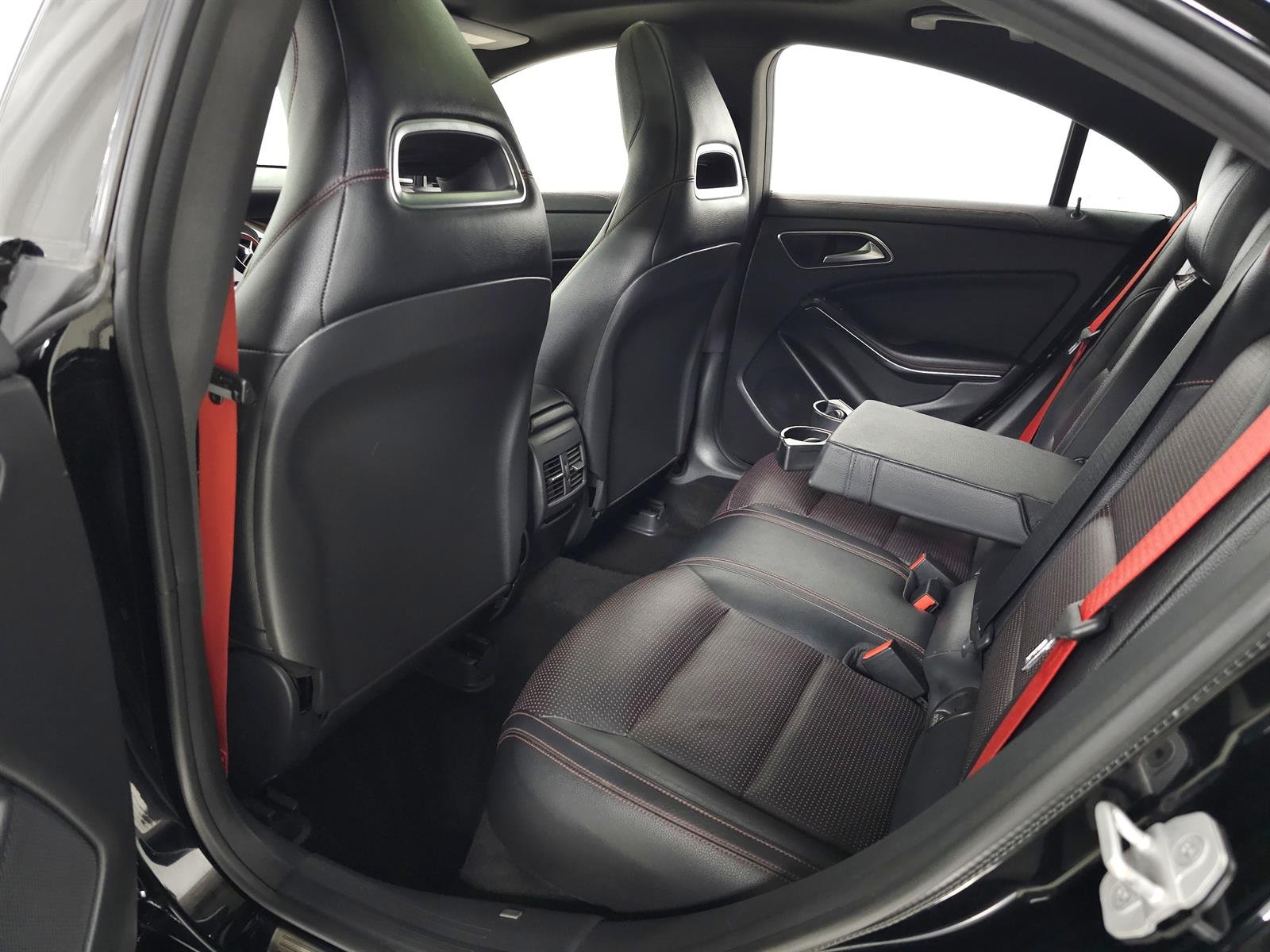 2017 Mercedes-Benz CLA AMG CLA45 - Photo 30