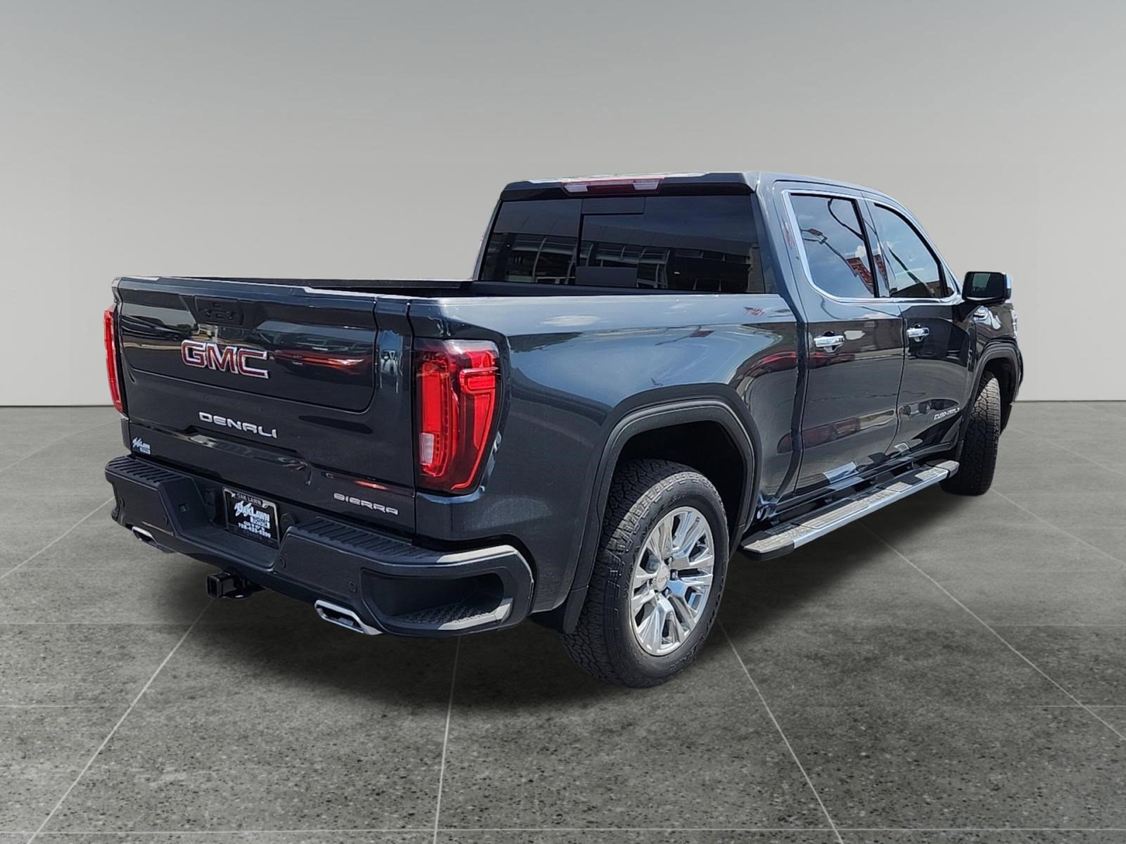 Used 2021 Hunter Metallic GMC Denali image 7