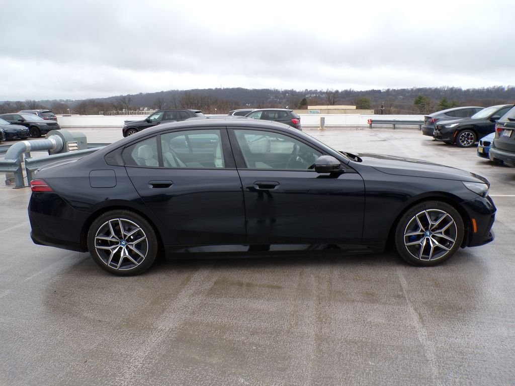Certified Used 2025 Carbon Black Metallic BMW xDrive40 image 7