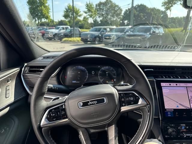 2025 Jeep Grand Cherokee Overland - Photo 28