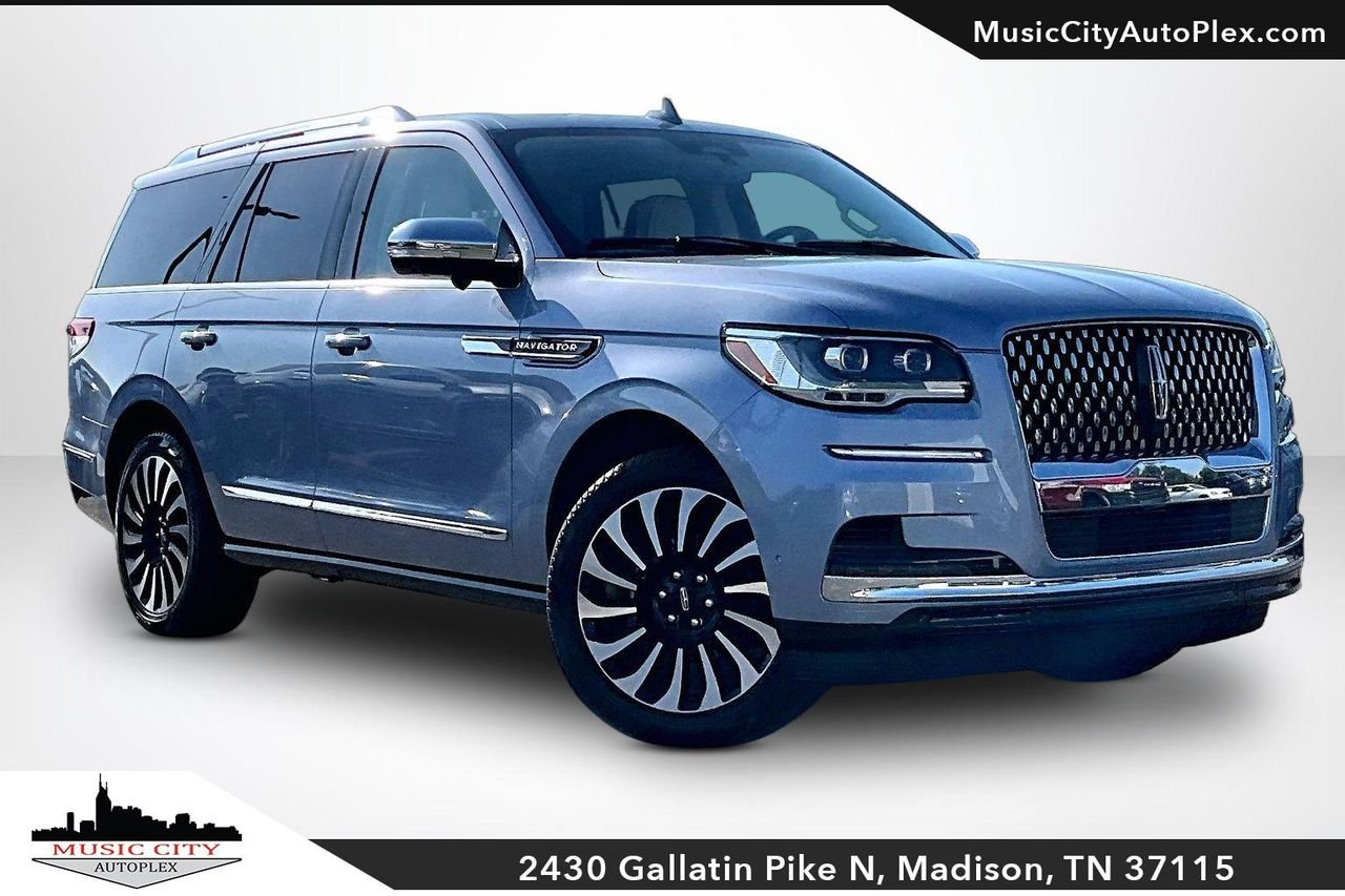 2023 Lincoln Navigator Black Label 4WD's photo