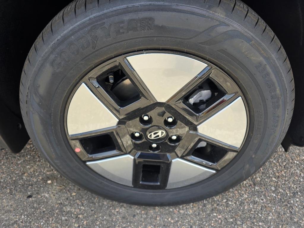 New 2026 Ecotronic Gray Hyundai SEL image 10