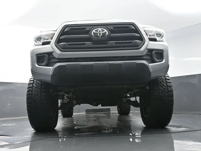 Used 2019 Silver Toyota SR image 32