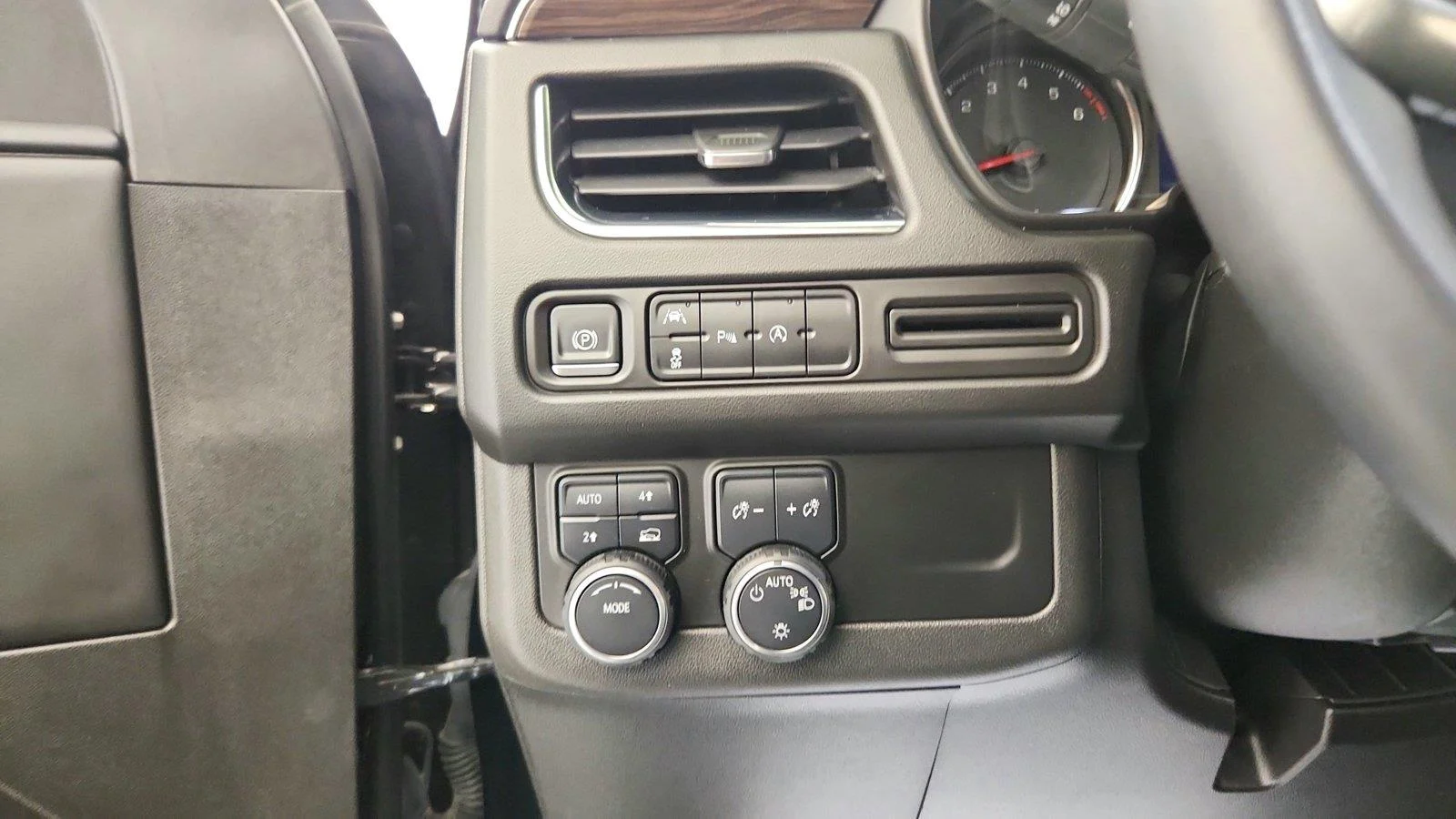 Used 2023 BLACK Chevrolet LS image 18