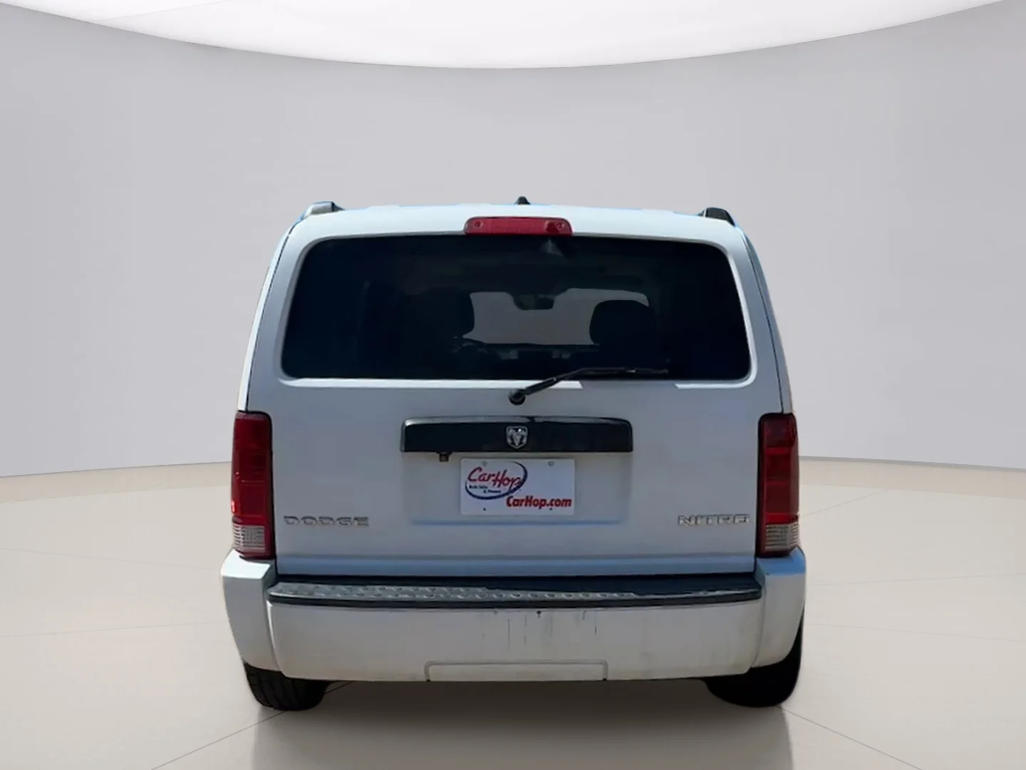 Used 2011 White Dodge HEAT 4WD image 4