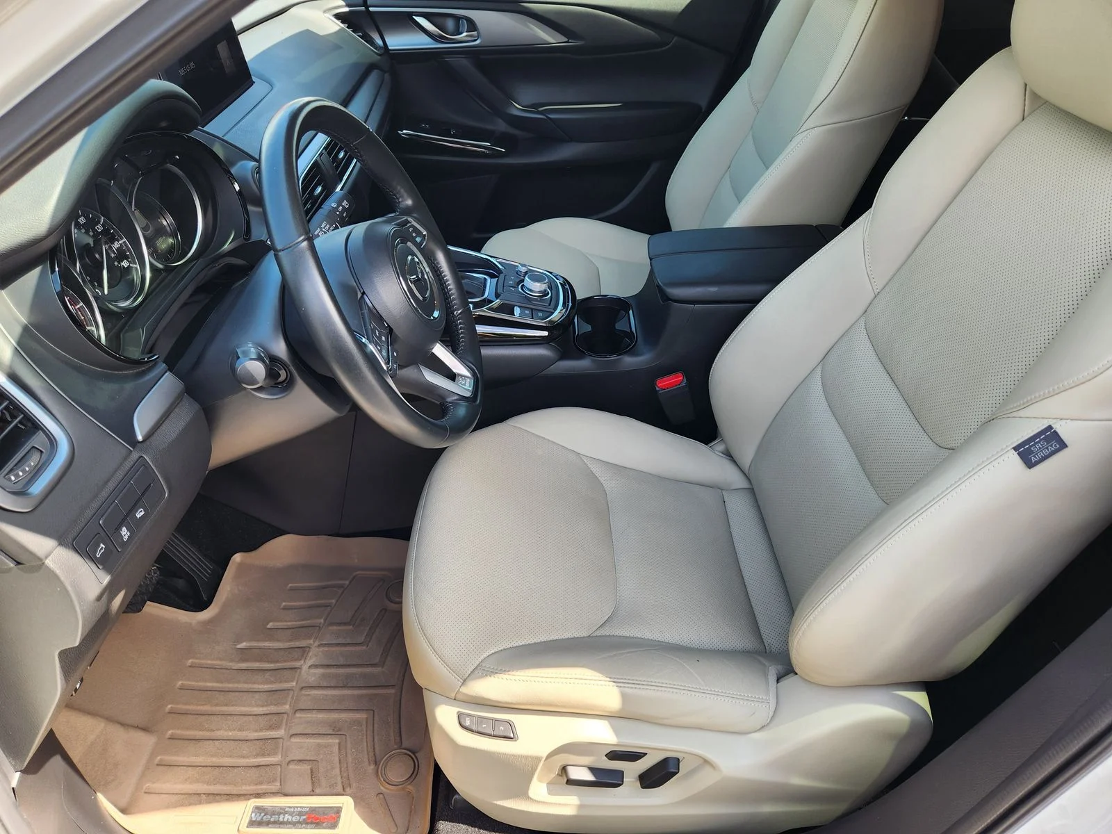 Used 2023 White Mazda Touring Plus image 11