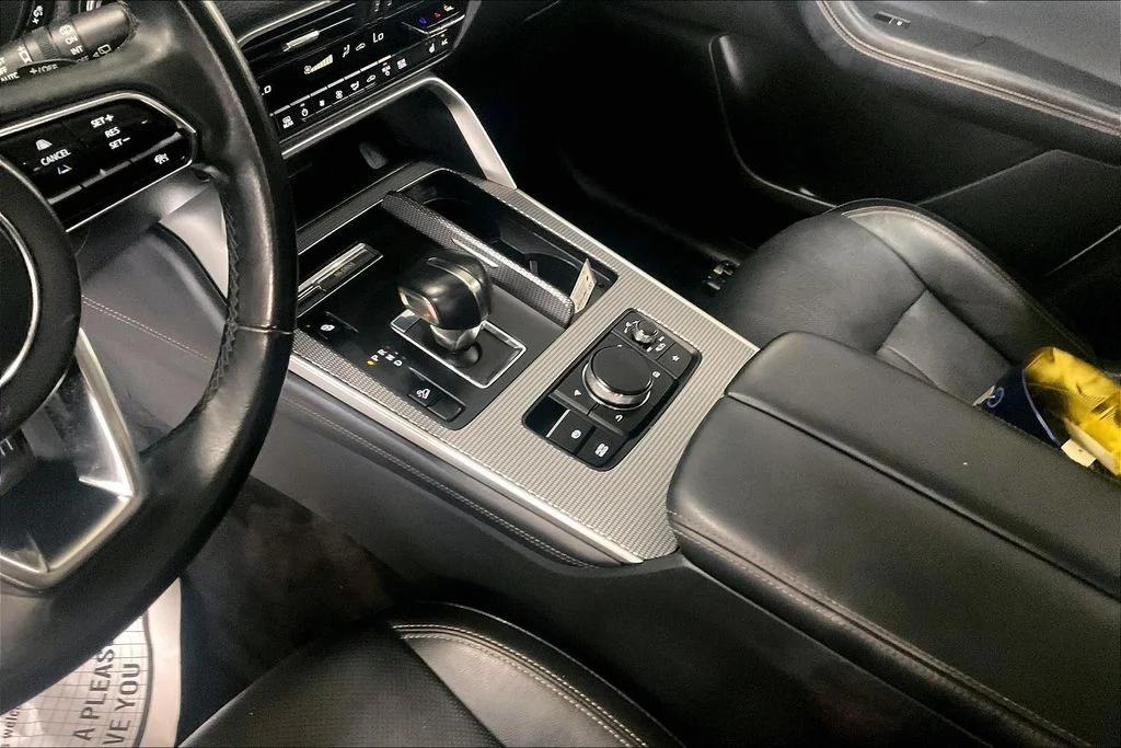 Used 2024 White Mazda Preferred image 17