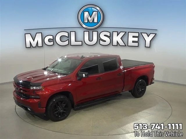 Used 2022 Red Chevrolet RST image 1