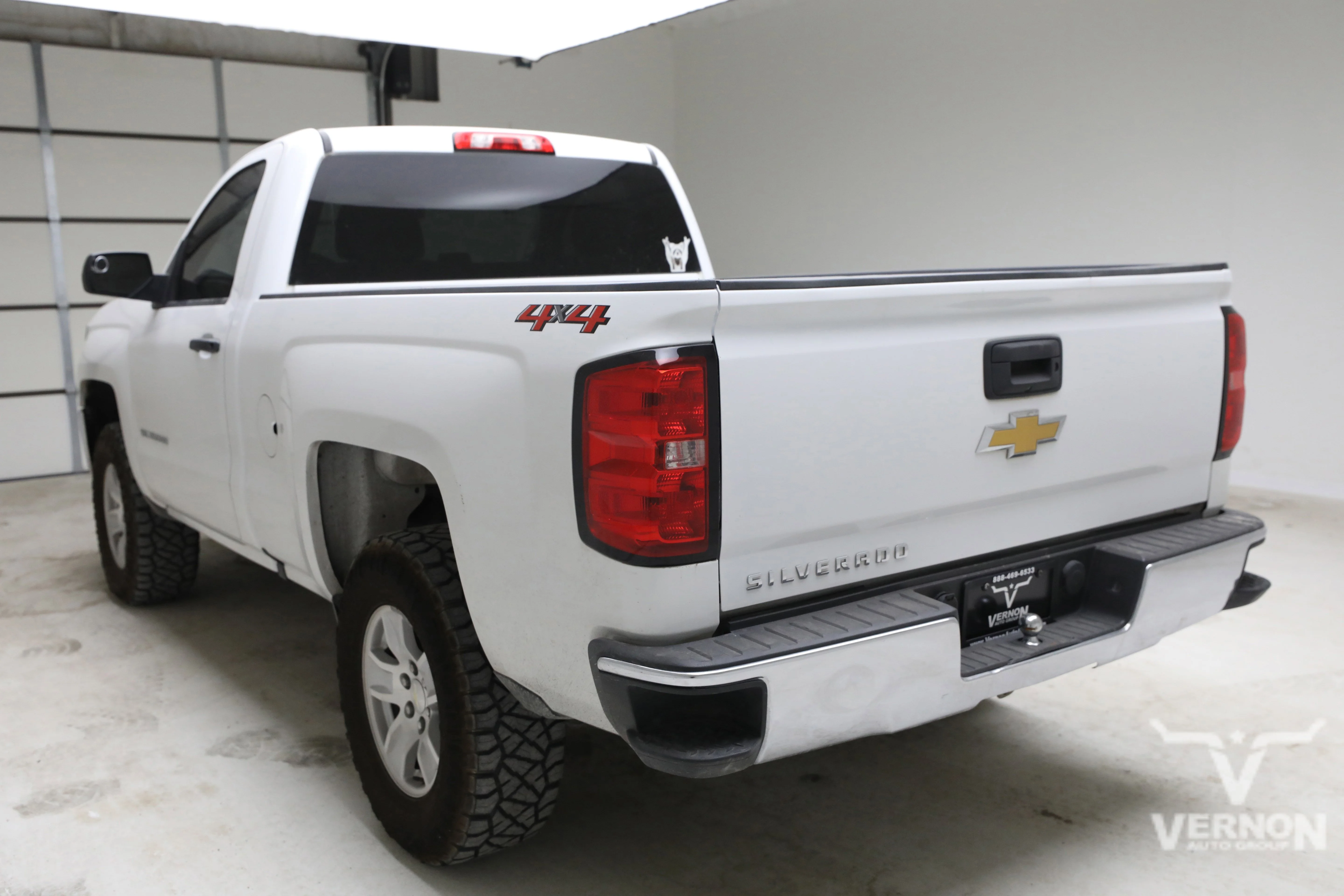 Pre-Owned 2018 Chevrolet Silverado 1500 Work Truck Regular Cab 4x4