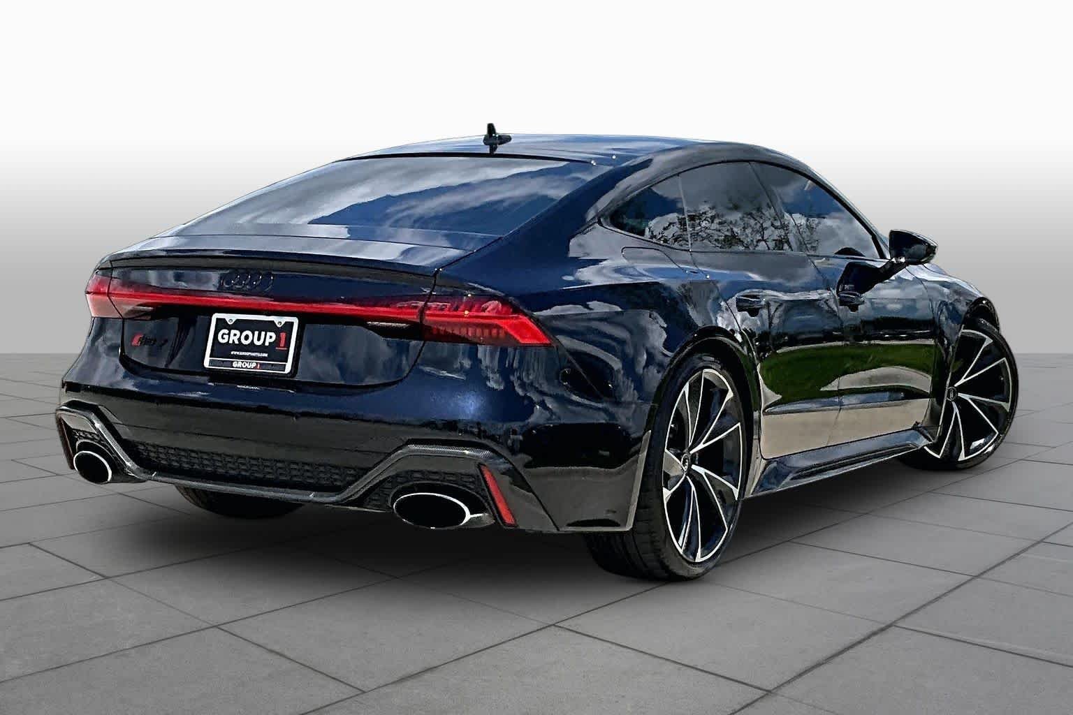 Used 2022 Sebring Black Crystal Effect Audi  image 12
