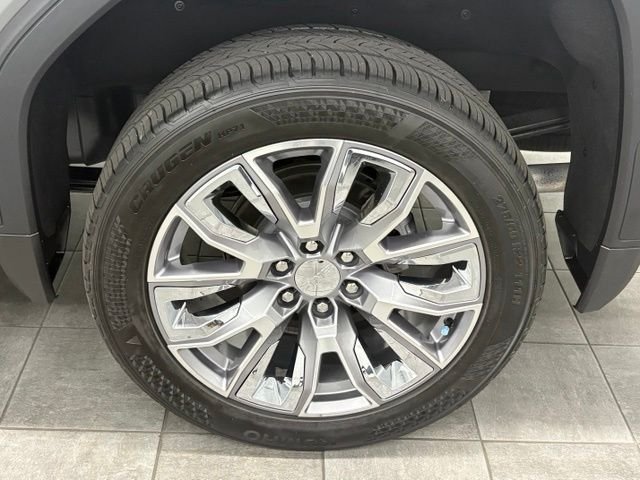 Used 2025 Silver GMC Denali image 6