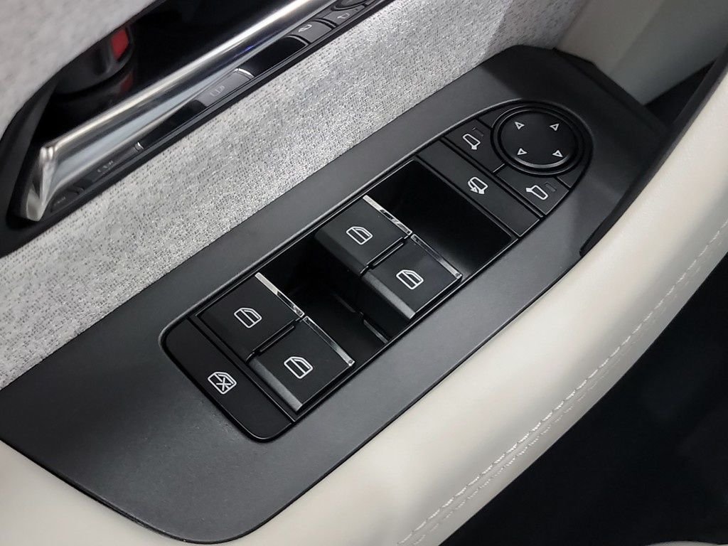 2025 Mazda CX-90 Premium Plus Package - Photo 24