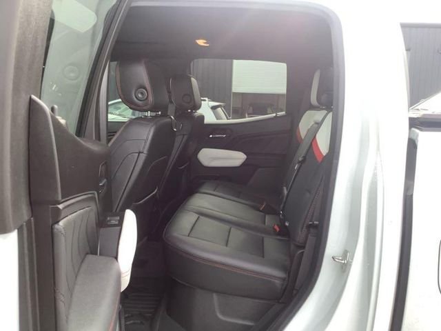 2024 GMC Canyon AT4X - Photo 11
