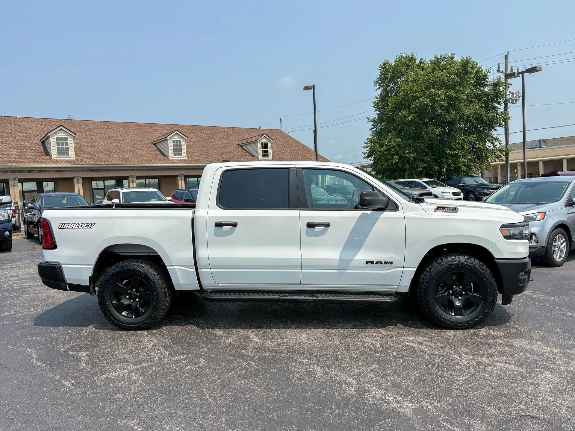 Used 2025 White Ram Warlock image 14