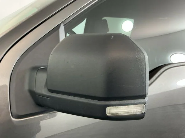 Used 2016 Gray Ford  image 9