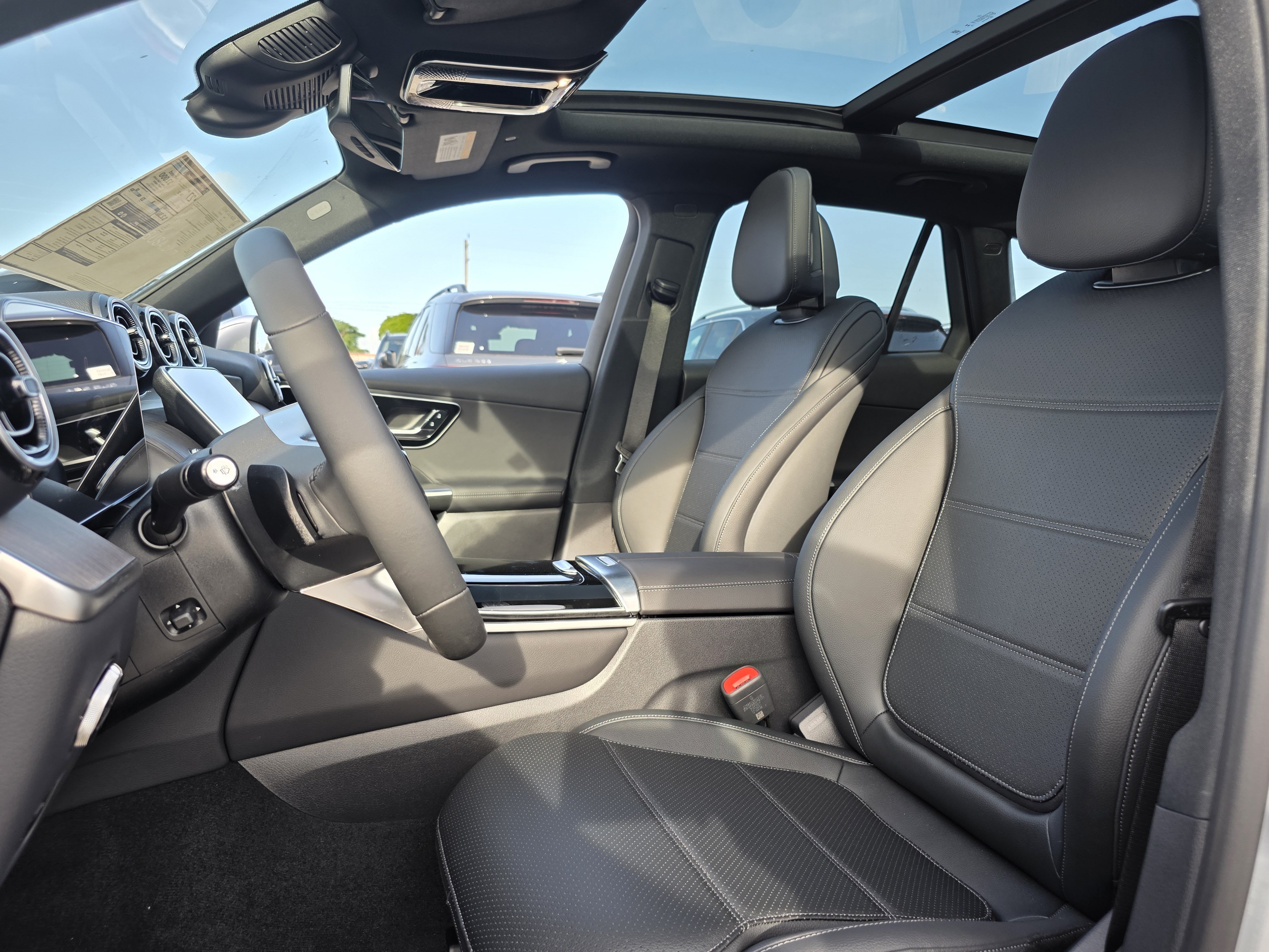 New 2026 Cirrus Silver Metallic Mercedes-Benz GLC 300 image 42