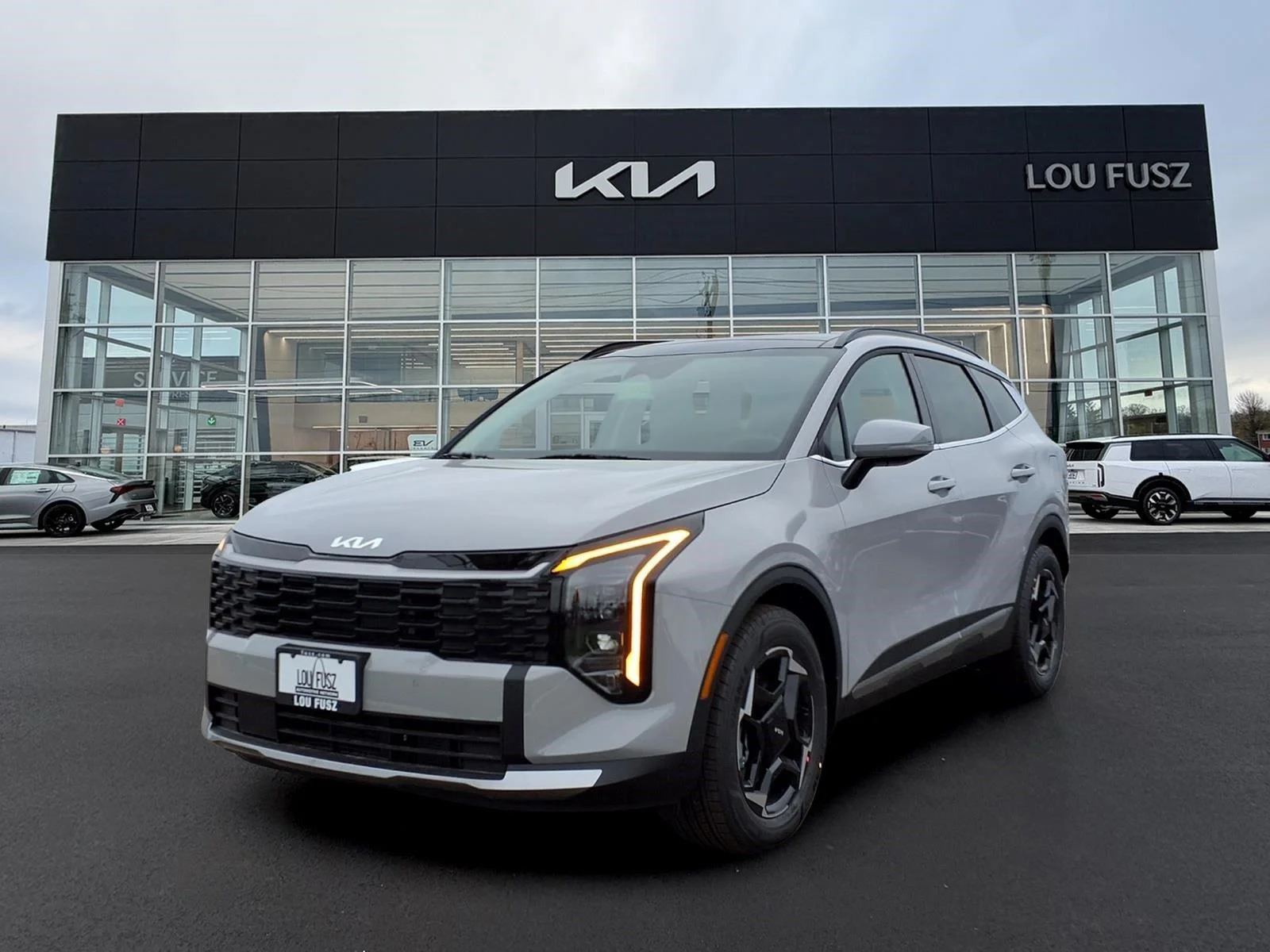 New 2027 Wolf Gray Kia EX image 1